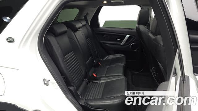 Land Rover Discovery Sport 2020 — Şəkil 28/30