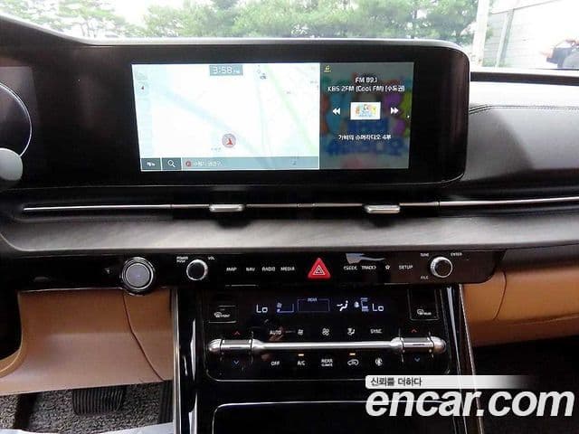 Kia Carnival 2022 — ფოტო 1/20