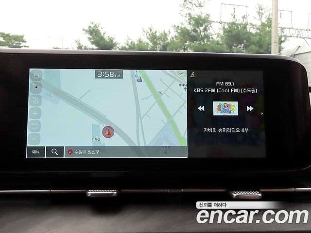Kia Carnival 2022 — ფოტო 18/20