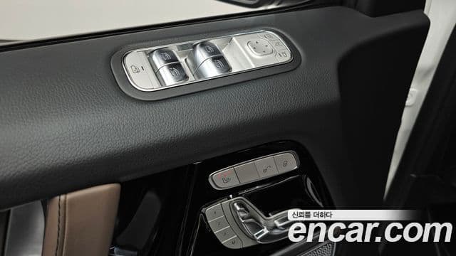 Mercedes-Benz G-Class 2025 — Şəkil 31/37