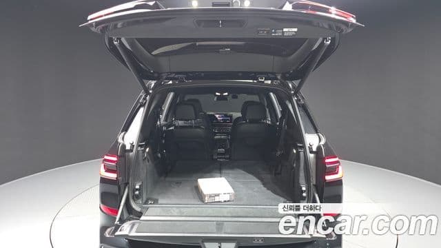 BMW X7 2025 — Photo 30/34