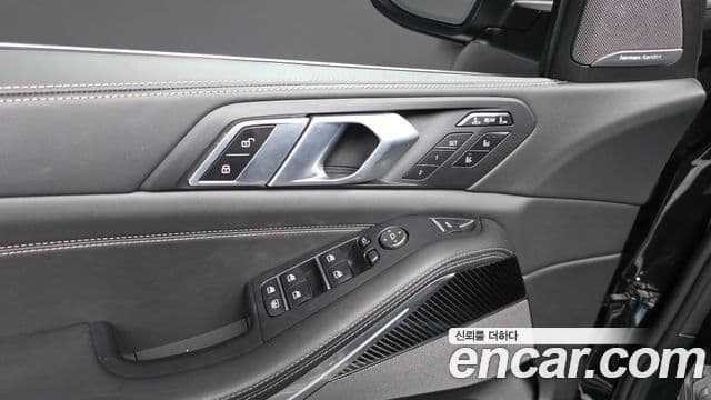 BMW X7 2025 — Photo 14/34