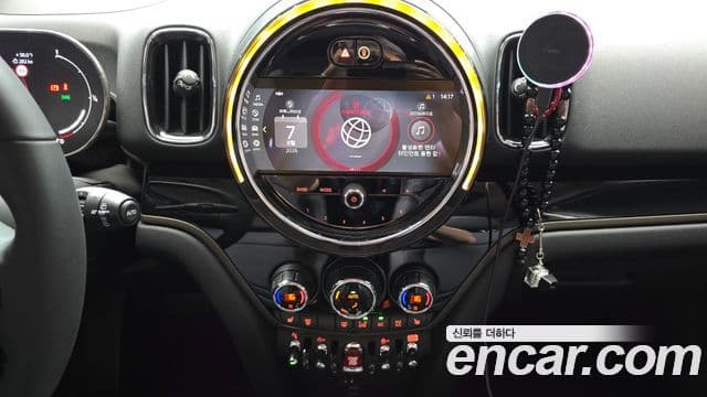 Mini Cooper Countryman 2024 — ფოტო 15/20