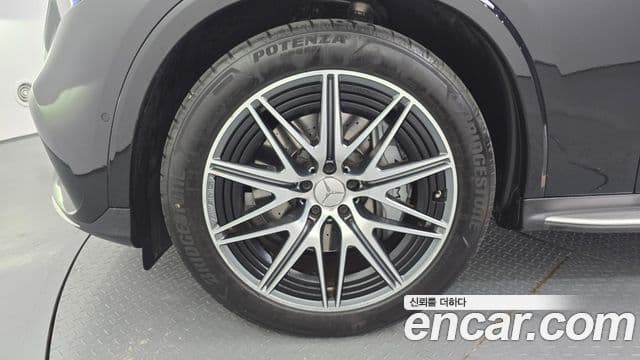 Mercedes-Benz GLC-Class 2024 — Photo 2/20