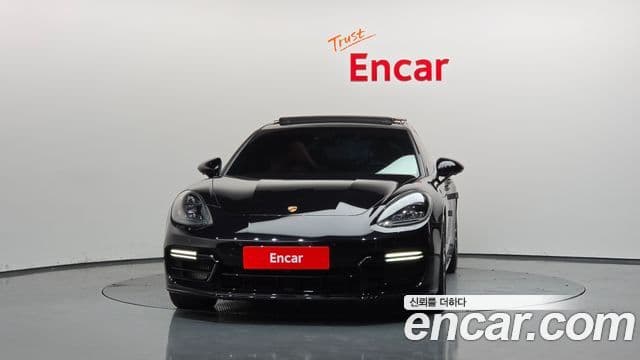 Porsche Panamera 2020 — Photo 11/39