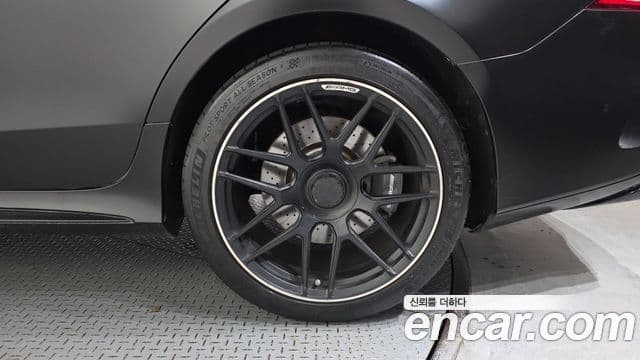 Mercedes-Benz AMG GT 2022 — Photo 2/30