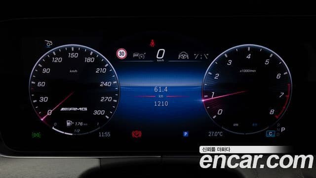 Mercedes-Benz AMG GT 2025 — Photo 5/19