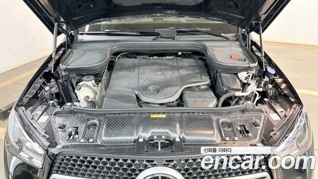 Mercedes-Benz GLE-Class 2025 — Photo 20/20