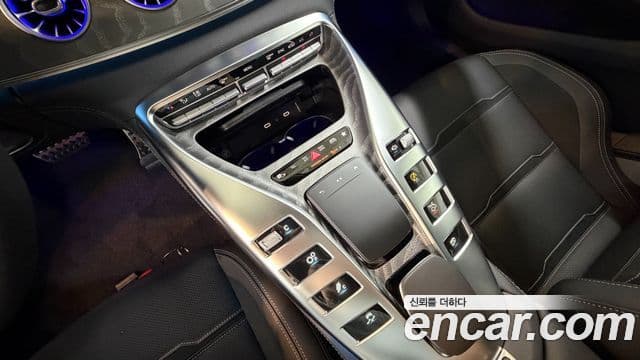 Mercedes-Benz AMG GT 2025 — Photo 14/20