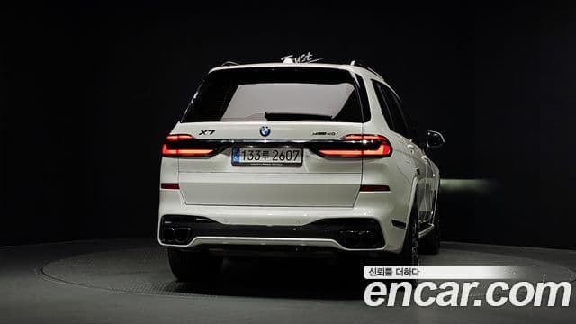 BMW X7 2025 — Photo 14/36