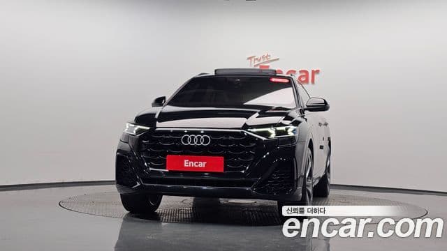 Audi Q8 2025 — ფოტო 19/38
