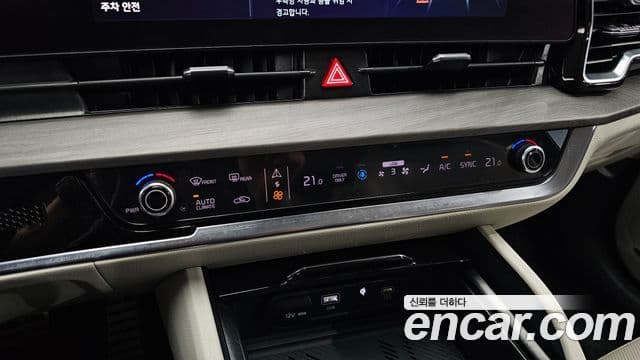 Kia Sportage 2022 — Фото 17/20