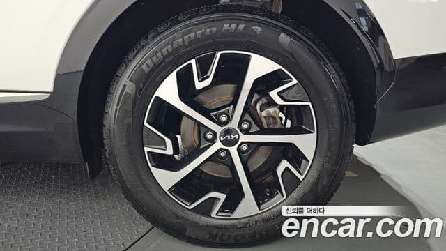 Kia Sportage 2022 — Photo 21/34
