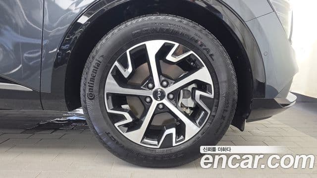 Kia Sportage 2023 — Photo 14/33