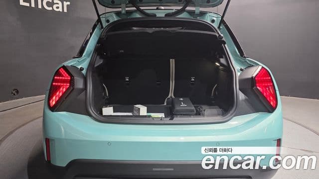 Mini Cooper S 2025 — ფოტო 8/31