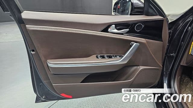 Kia Stinger 2018 — Photo 23/30