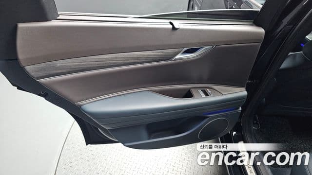 Genesis G80 2024 — ფოტო 18/38