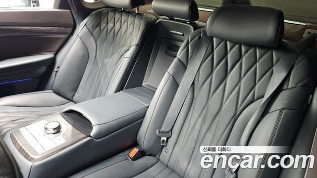 Genesis G80 2024 — ფოტო 28/38