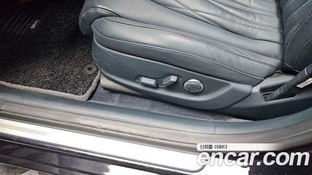 Genesis G80 2024 — ფოტო 35/38