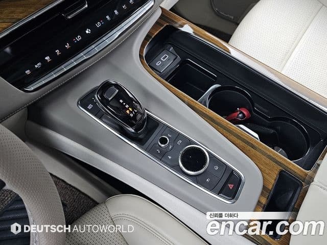 Cadillac Escalade 2024 — Photo 18/20