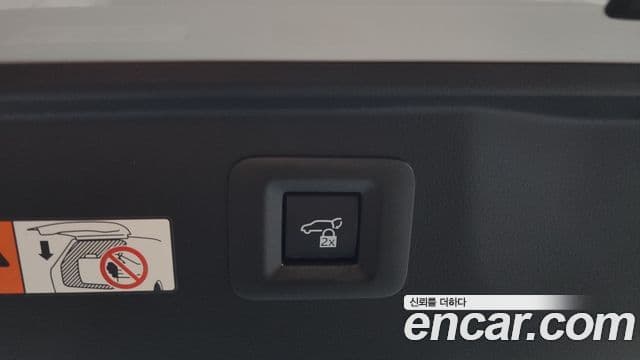 Toyota Alphard 2024 — Фото 18/20