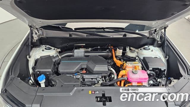 Hyundai Santa Fe 2023 — Photo 22/33