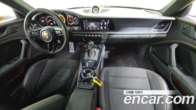Porsche 911 2022 — Photo 7/20
