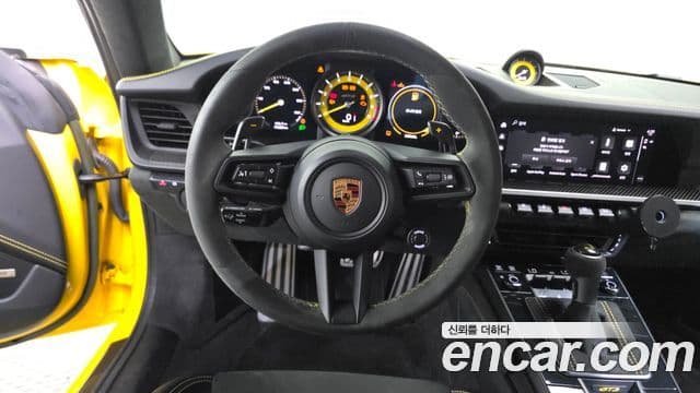 Porsche 911 2022 — Photo 17/20