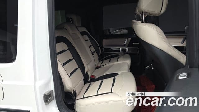Mercedes-Benz G-Class 2021 — Photo 24/36