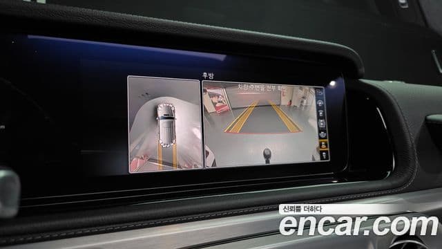Mercedes-Benz G-Class 2021 — Photo 20/36