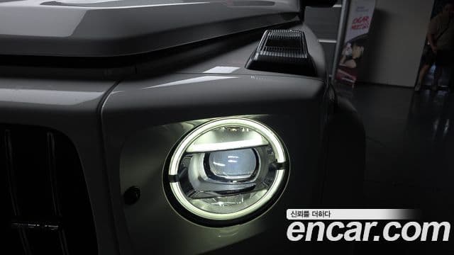 Mercedes-Benz G-Class 2021 — Photo 31/36