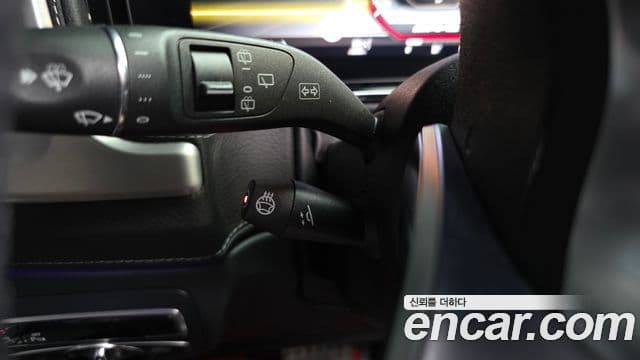 Mercedes-Benz G-Class 2021 — Photo 2/36