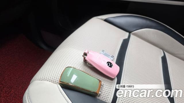 Mercedes-Benz G-Class 2021 — Photo 14/36