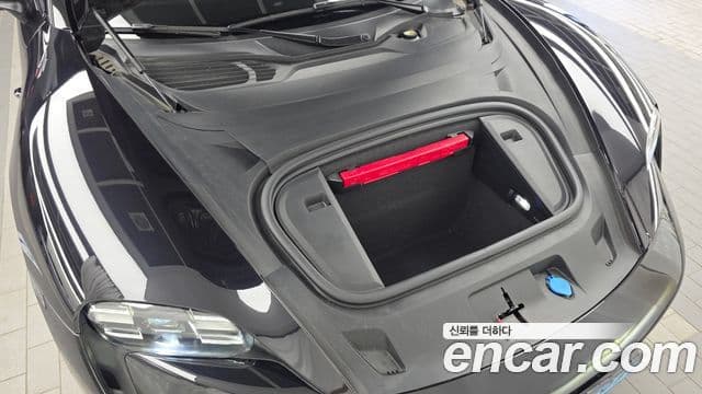 Porsche Taycan 2023 — Photo 13/20