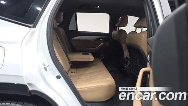 Renault Samsung Grand Koleos 2025 — Photo 15/34
