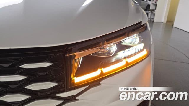Renault Samsung Grand Koleos 2025 — Photo 17/34