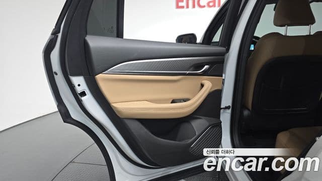 Renault Samsung Grand Koleos 2025 — Photo 32/34