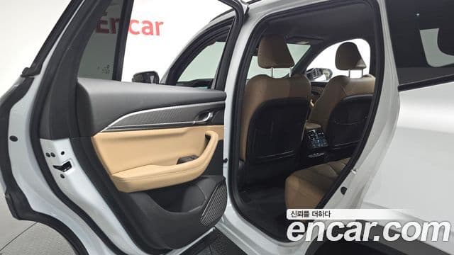 Renault Samsung Grand Koleos 2025 — Photo 25/34
