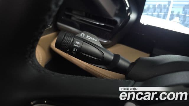 Renault Samsung Grand Koleos 2025 — Photo 24/34