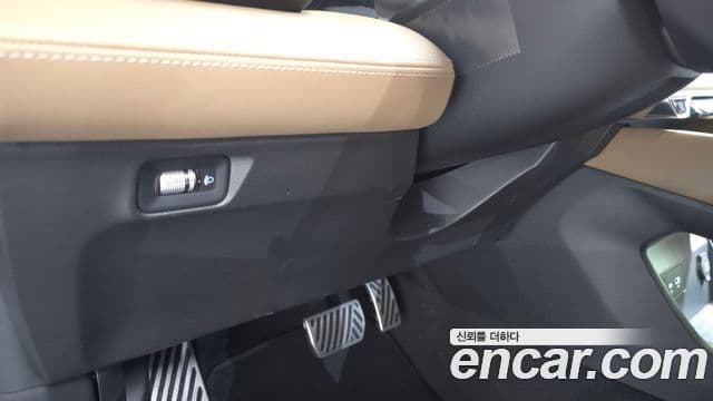 Renault Samsung Grand Koleos 2025 — Photo 10/34