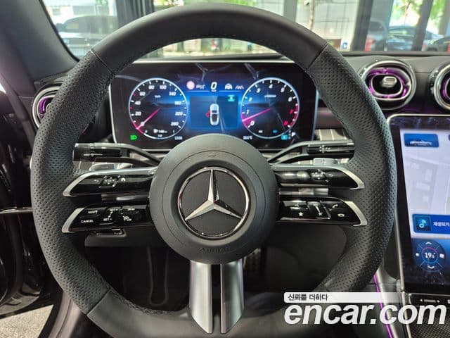 Mercedes-Benz CLE-Class 2025 — Photo 12/20