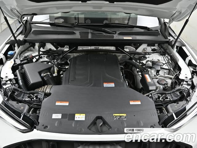 Audi Q5 2025 — Photo 1/20