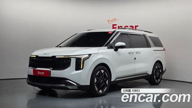 Kia Carnival 2024 — Фото 1/20