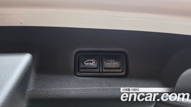 Kia Carnival 2024 — Фото 17/20