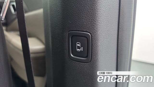 Kia Carnival 2024 — Фото 18/20