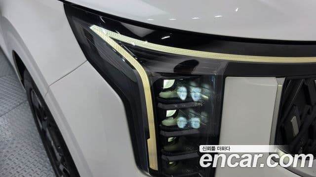 Kia Carnival 2024 — Photo 3/35