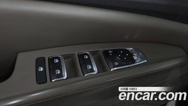 Kia Carnival 2024 — Photo 26/35