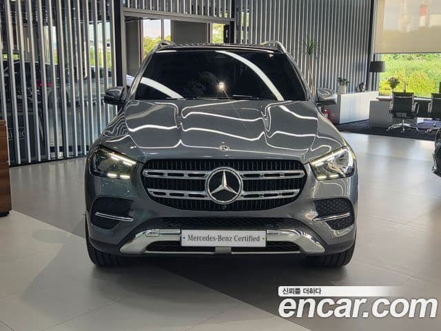 Mercedes-Benz GLE-Class 2025 — Photo 18/19
