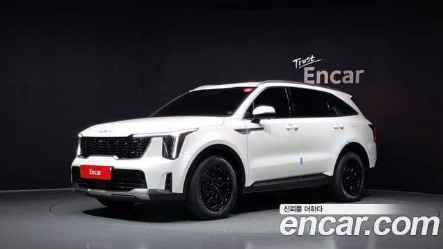 Kia Sorento 2024 — Фото 1/20