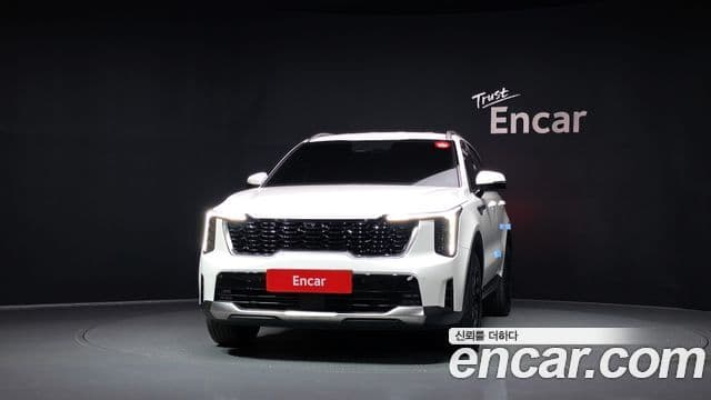 Kia Sorento 2024 — Фото 3/20